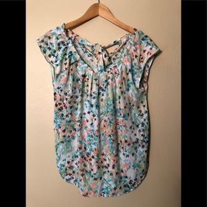 Lauren Conrad adorable top •LC